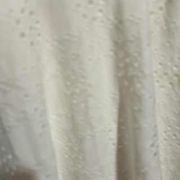 White Eyelet Romper with Flared Skirt size small - Picture 10 of 10